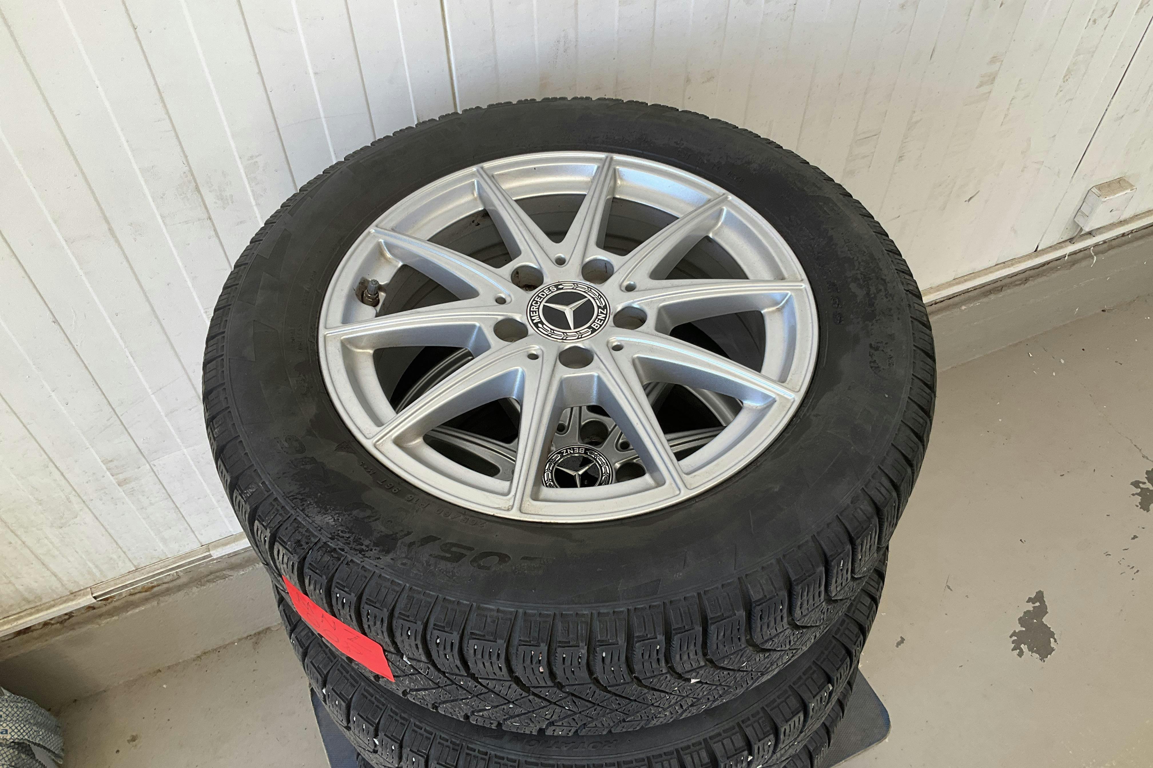 Vehicle Image 18