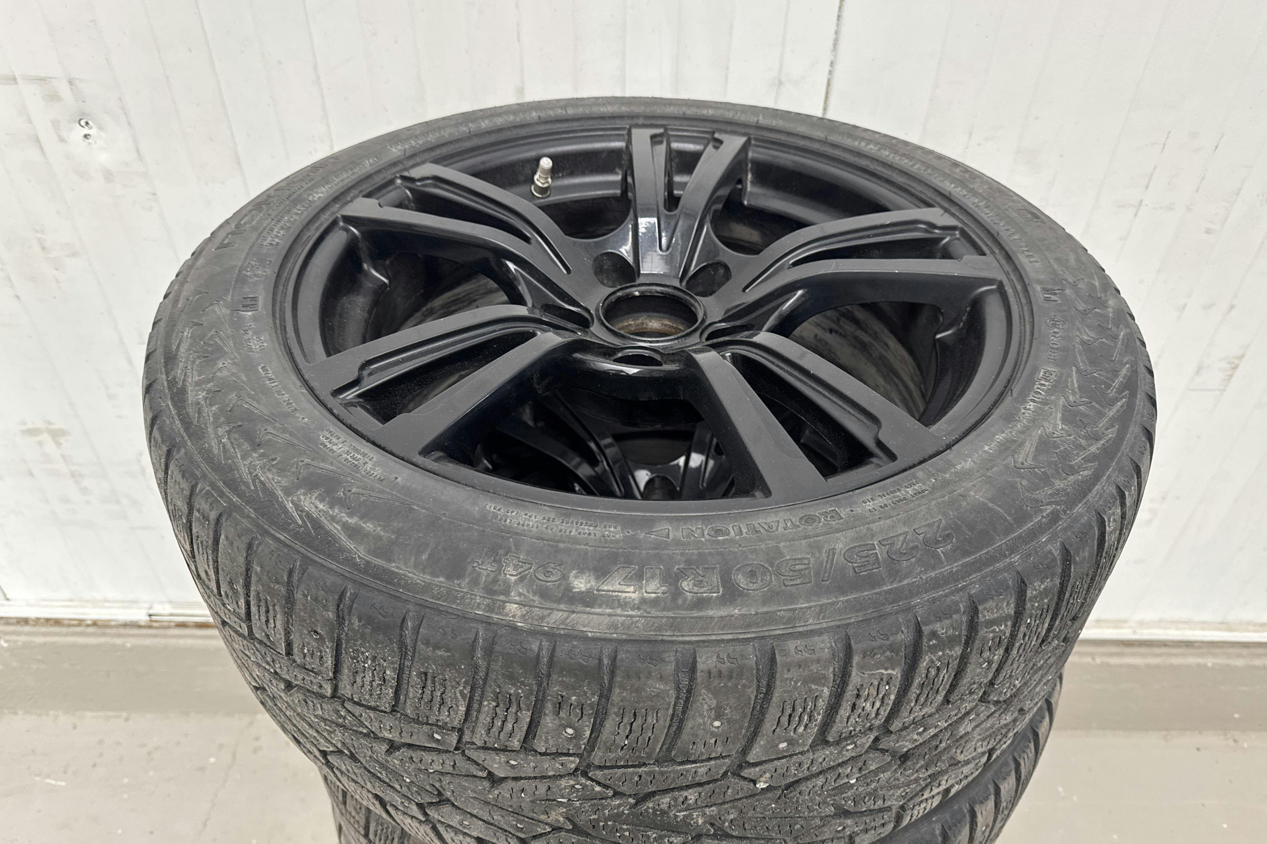 Vehicle Image 19