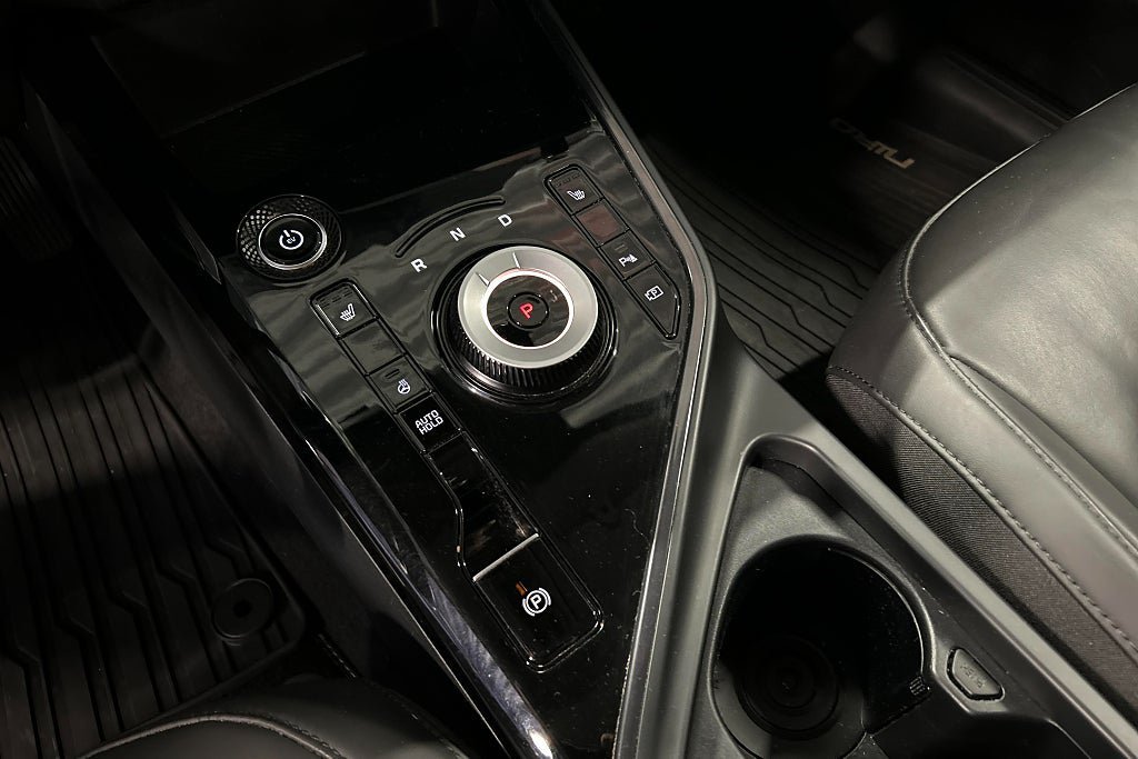 Vehicle Image 13