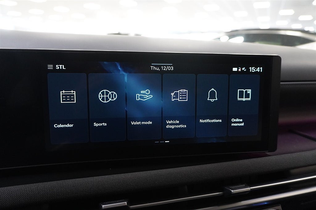 Vehicle Image 11