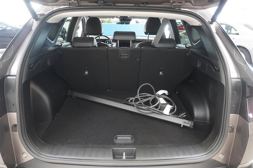 Vehicle Image 32