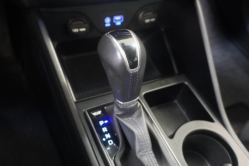 Vehicle Image 17