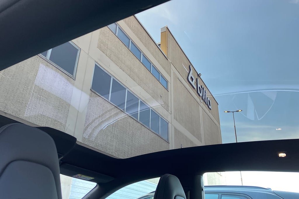 Vehicle Image 22