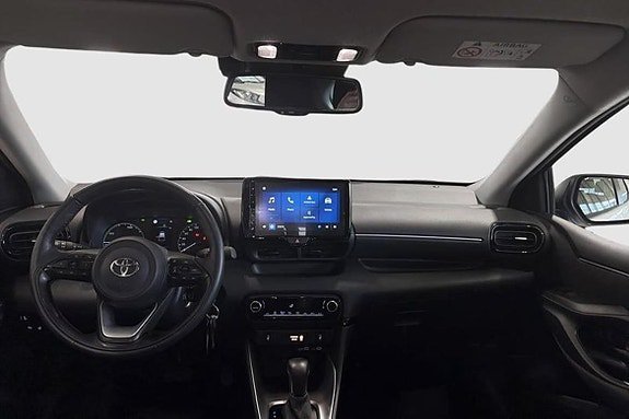 Vehicle Image 11