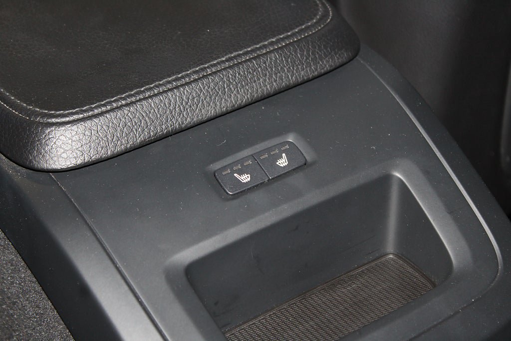 Vehicle Image 24