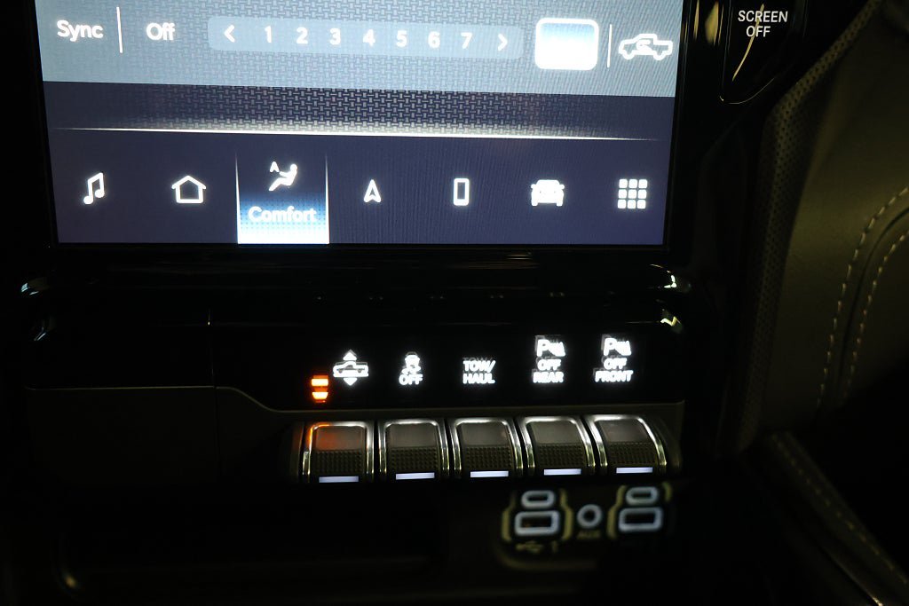 Vehicle Image 17
