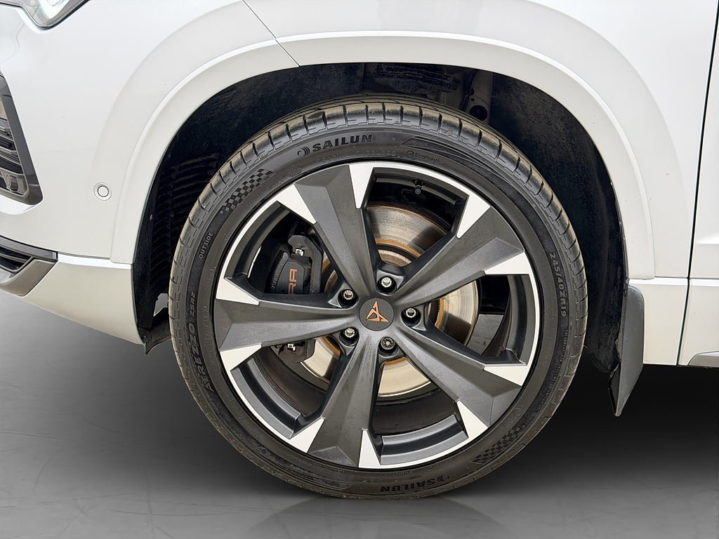 Vehicle Image 8