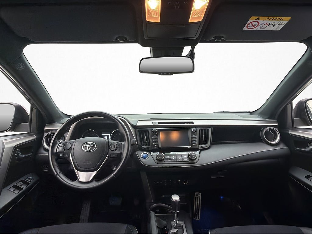 Vehicle Image 16