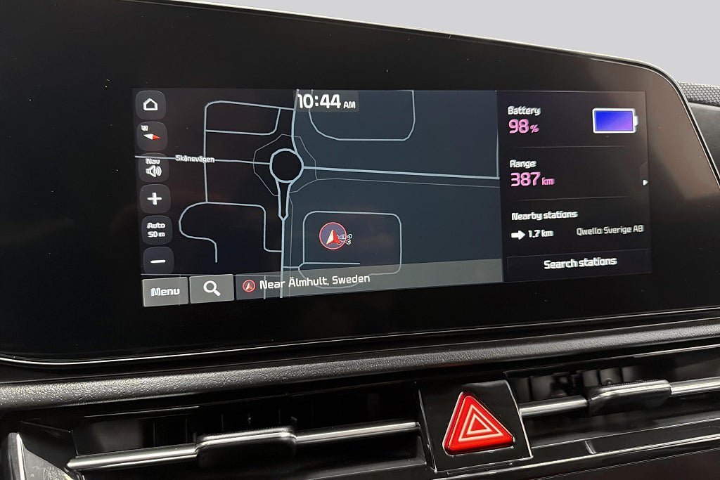 Vehicle Image 11