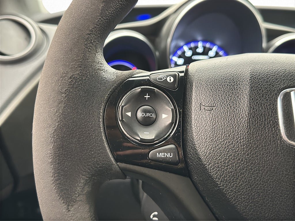 Vehicle Image 14