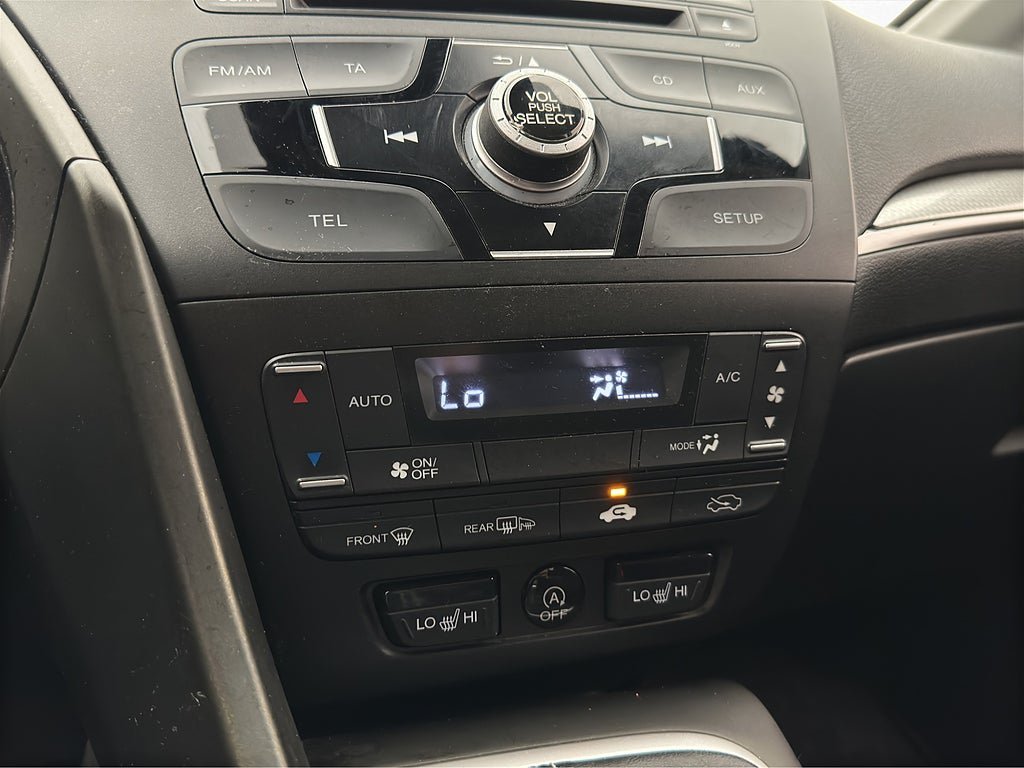 Vehicle Image 17