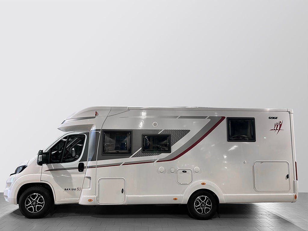 Vehicle Image 33