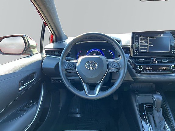 Vehicle Image 9