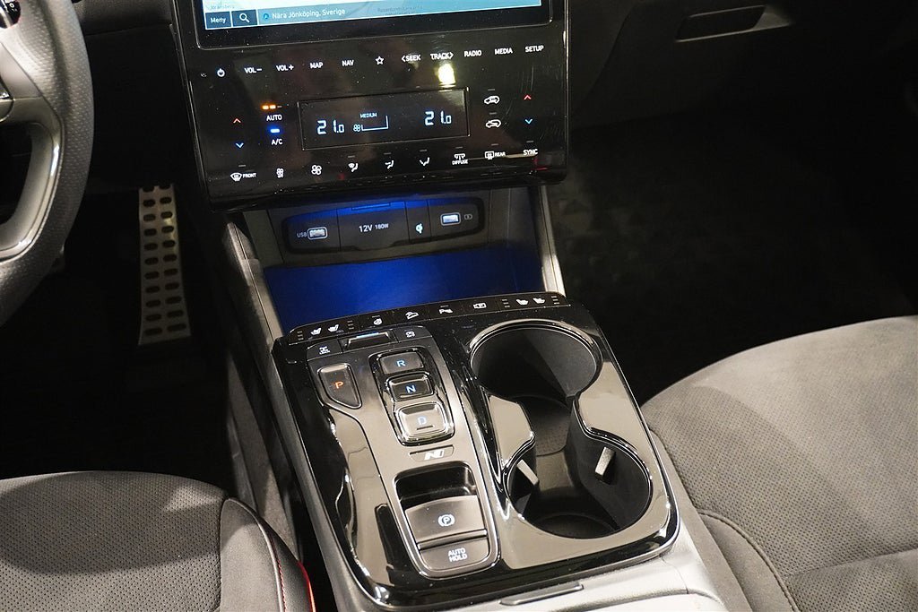 Vehicle Image 12