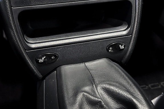 Vehicle Image 27