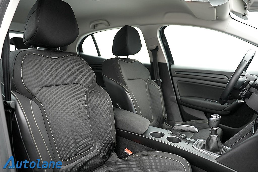 Vehicle Image 16