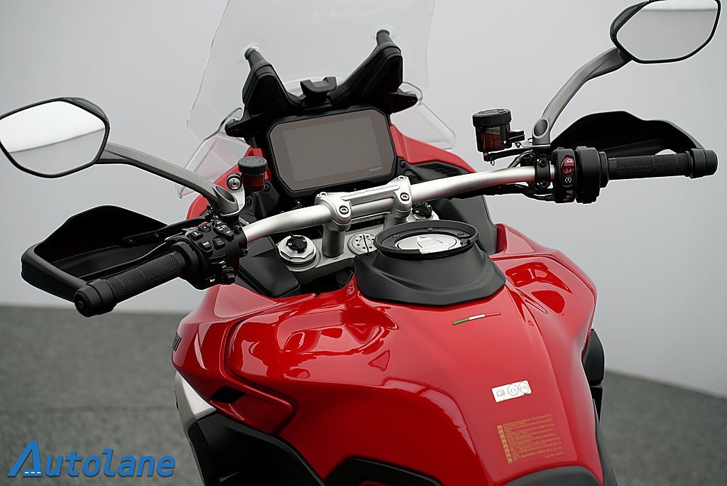 Vehicle Image 21