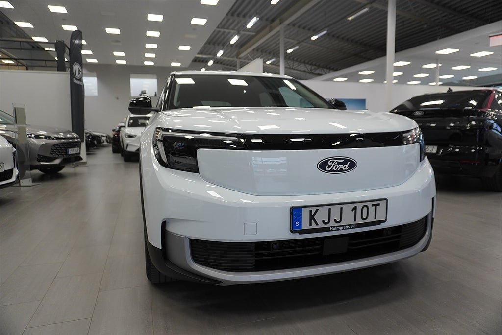 Vehicle Image 7
