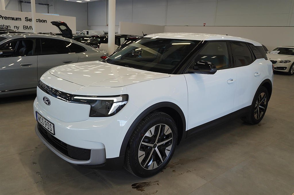 Vehicle Image 6