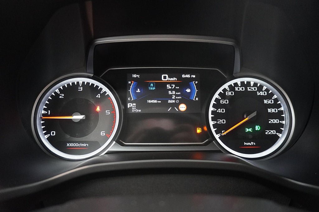 Vehicle Image 10