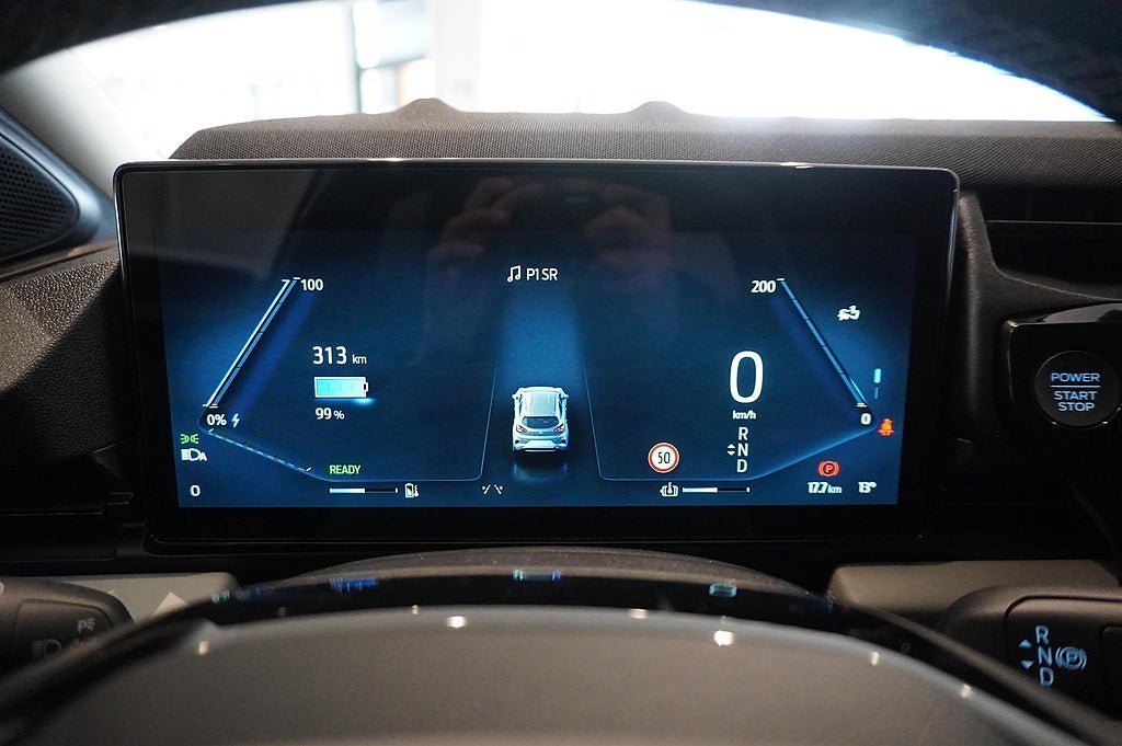 Vehicle Image 10