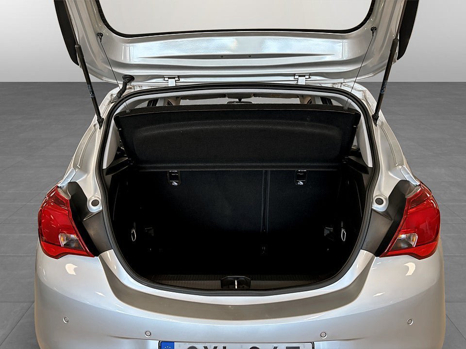 Vehicle Image 15