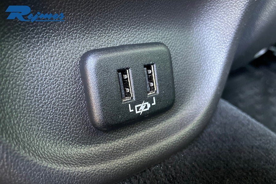Vehicle Image 22