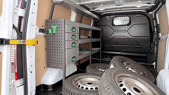 Vehicle Image 11