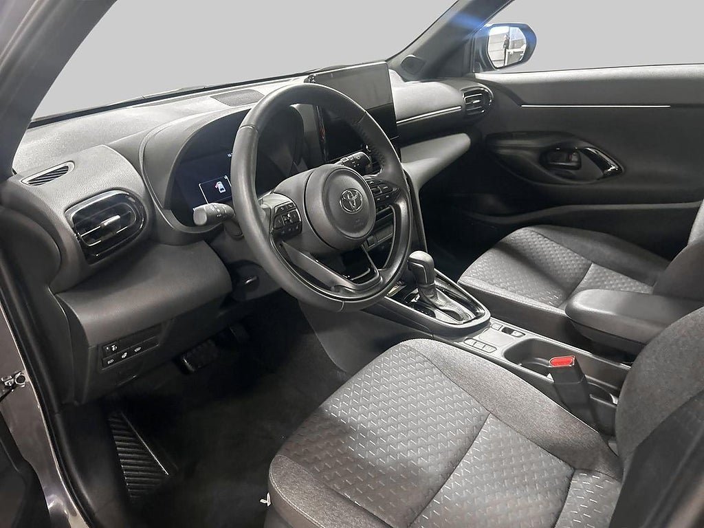Vehicle Image 14