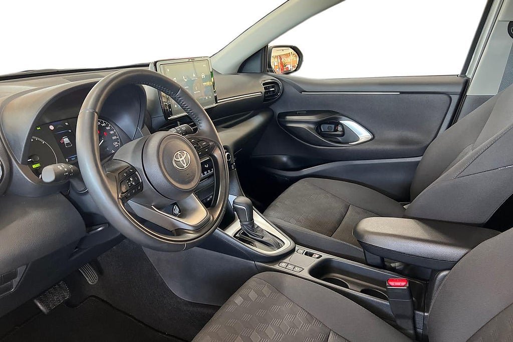 Vehicle Image 12