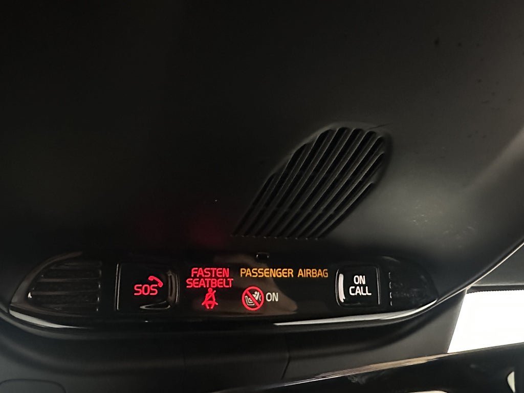 Vehicle Image 23