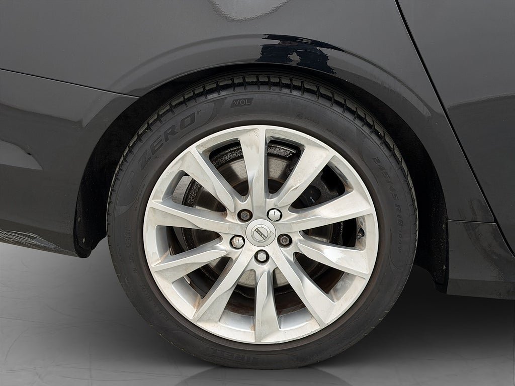 Vehicle Image 35