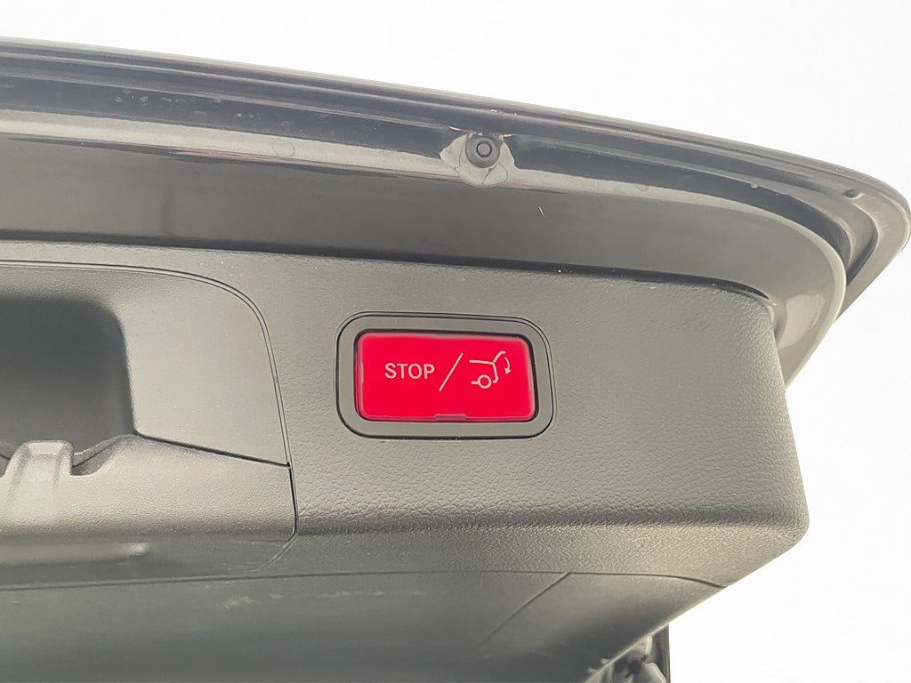 Vehicle Image 28