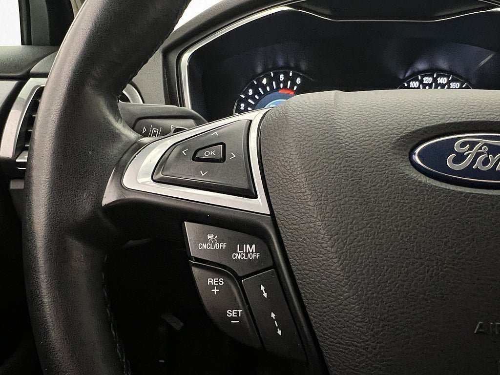 Vehicle Image 26