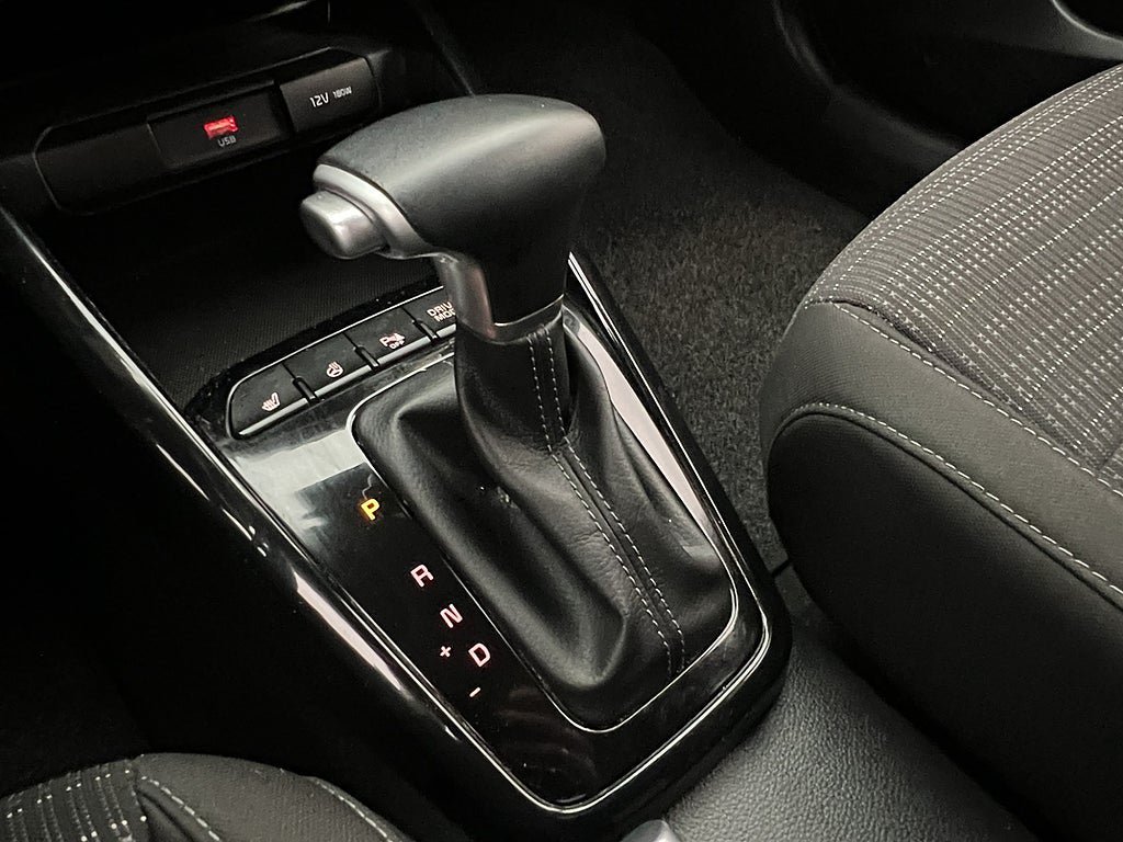 Vehicle Image 22