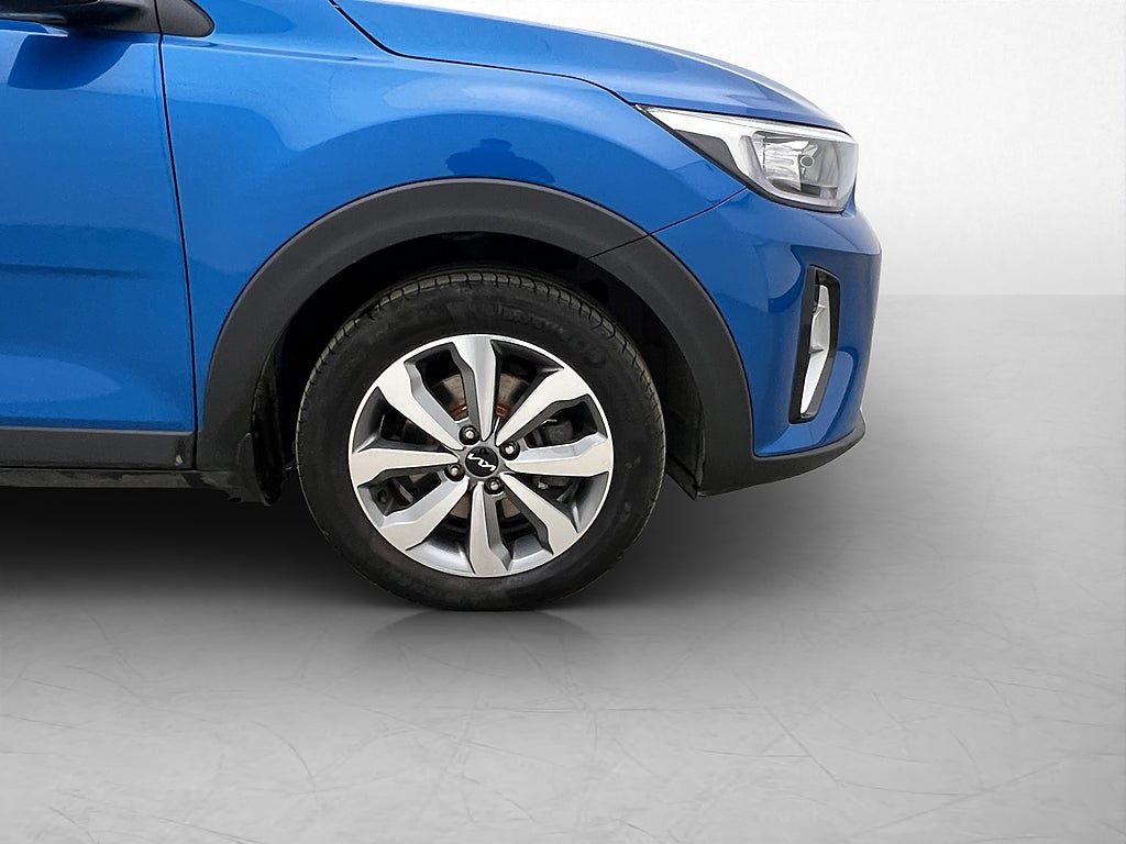 Vehicle Image 30