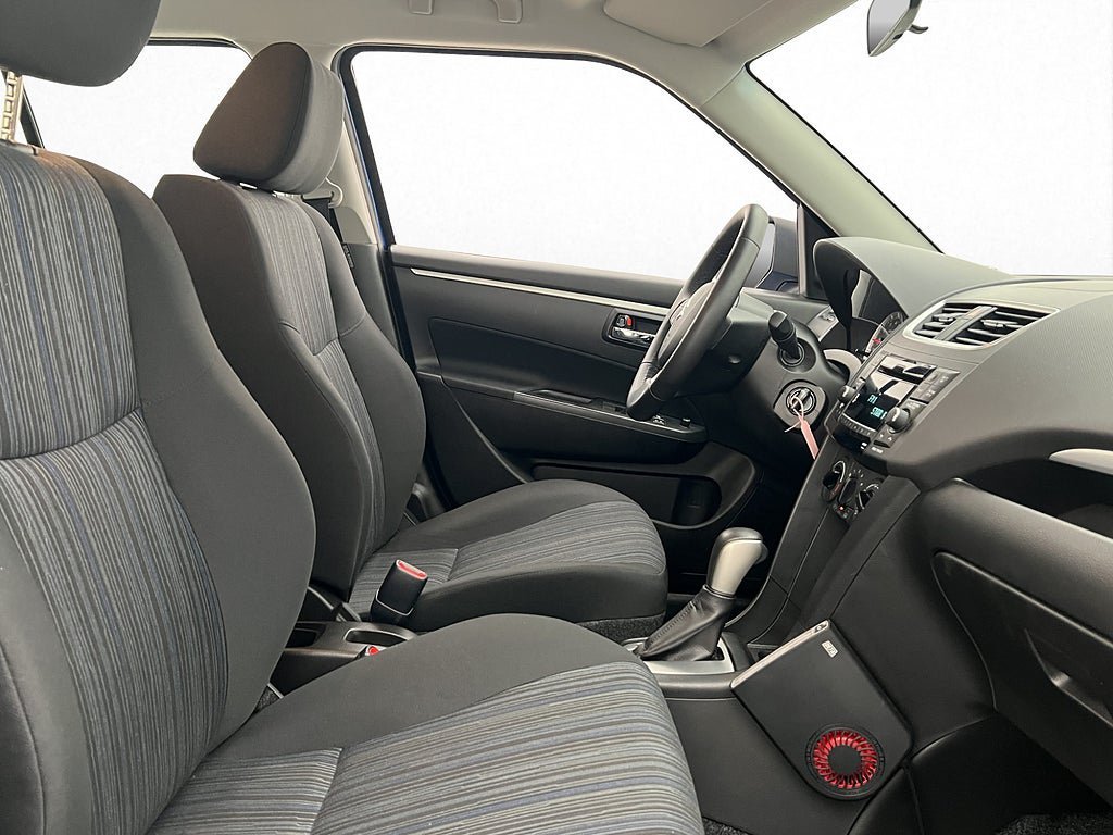 Vehicle Image 19