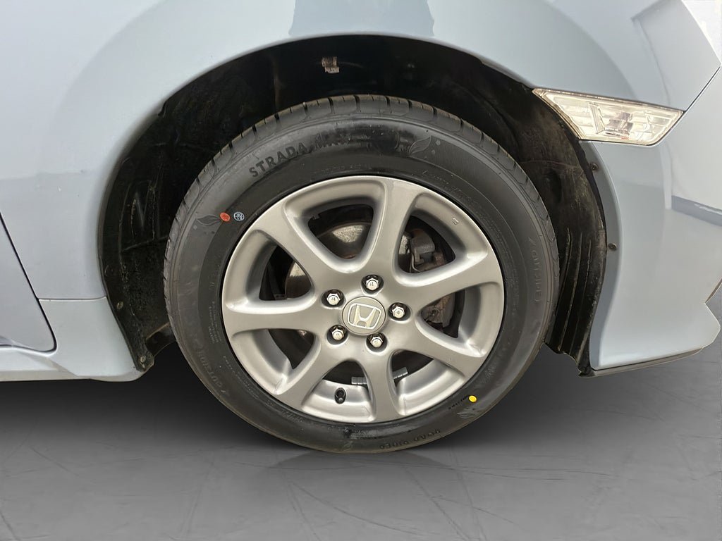 Vehicle Image 30