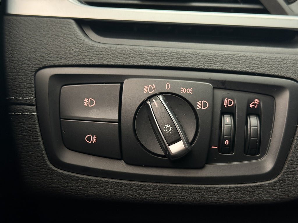 Vehicle Image 29