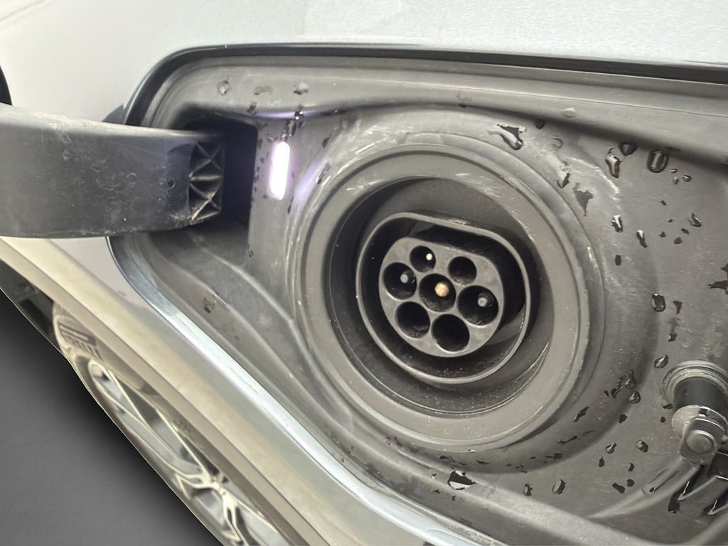 Vehicle Image 30