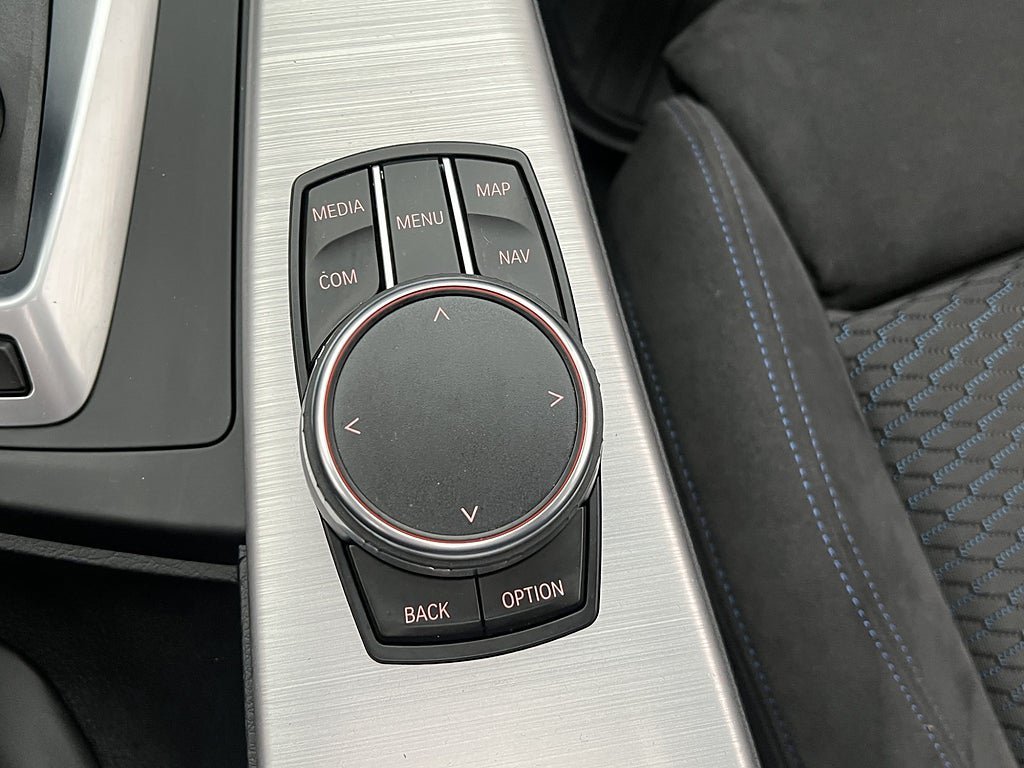 Vehicle Image 27