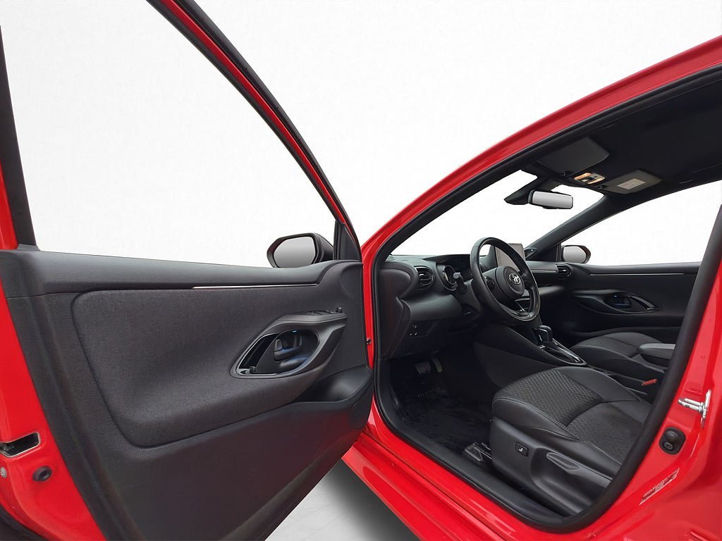 Vehicle Image 10