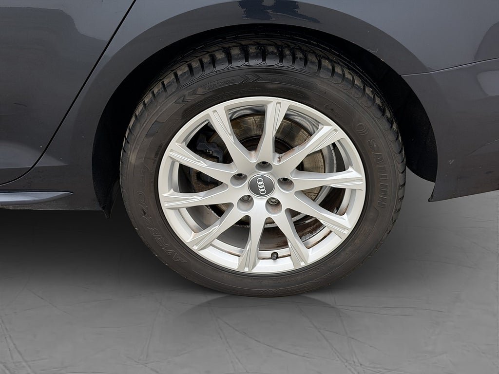 Vehicle Image 31