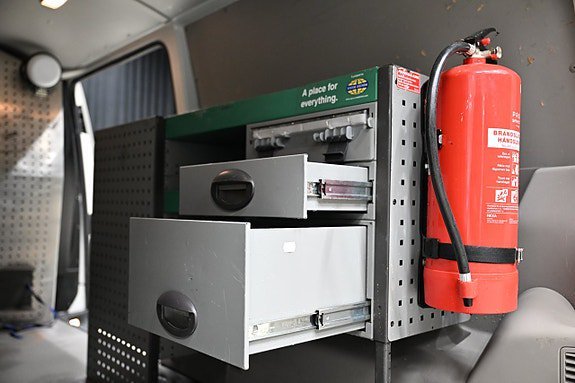 Vehicle Image 13