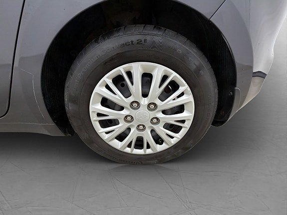 Vehicle Image 31