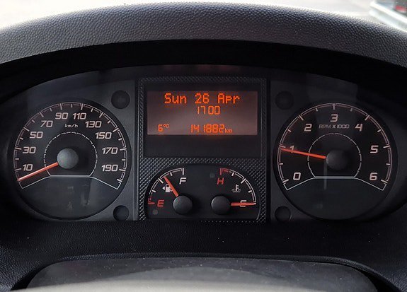 Vehicle Image 22