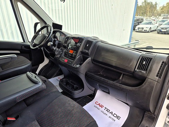 Vehicle Image 27