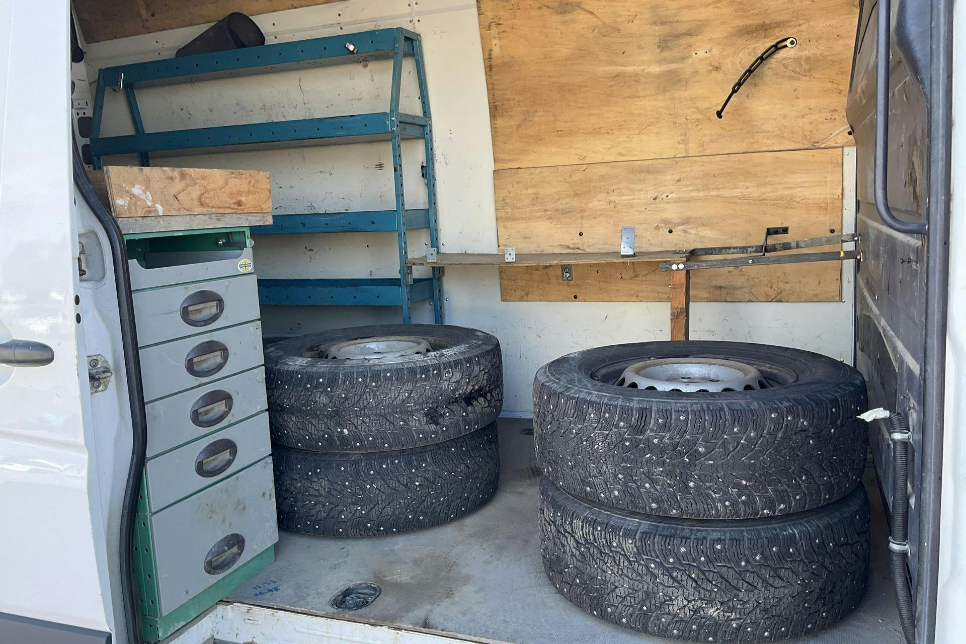 Vehicle Image 8