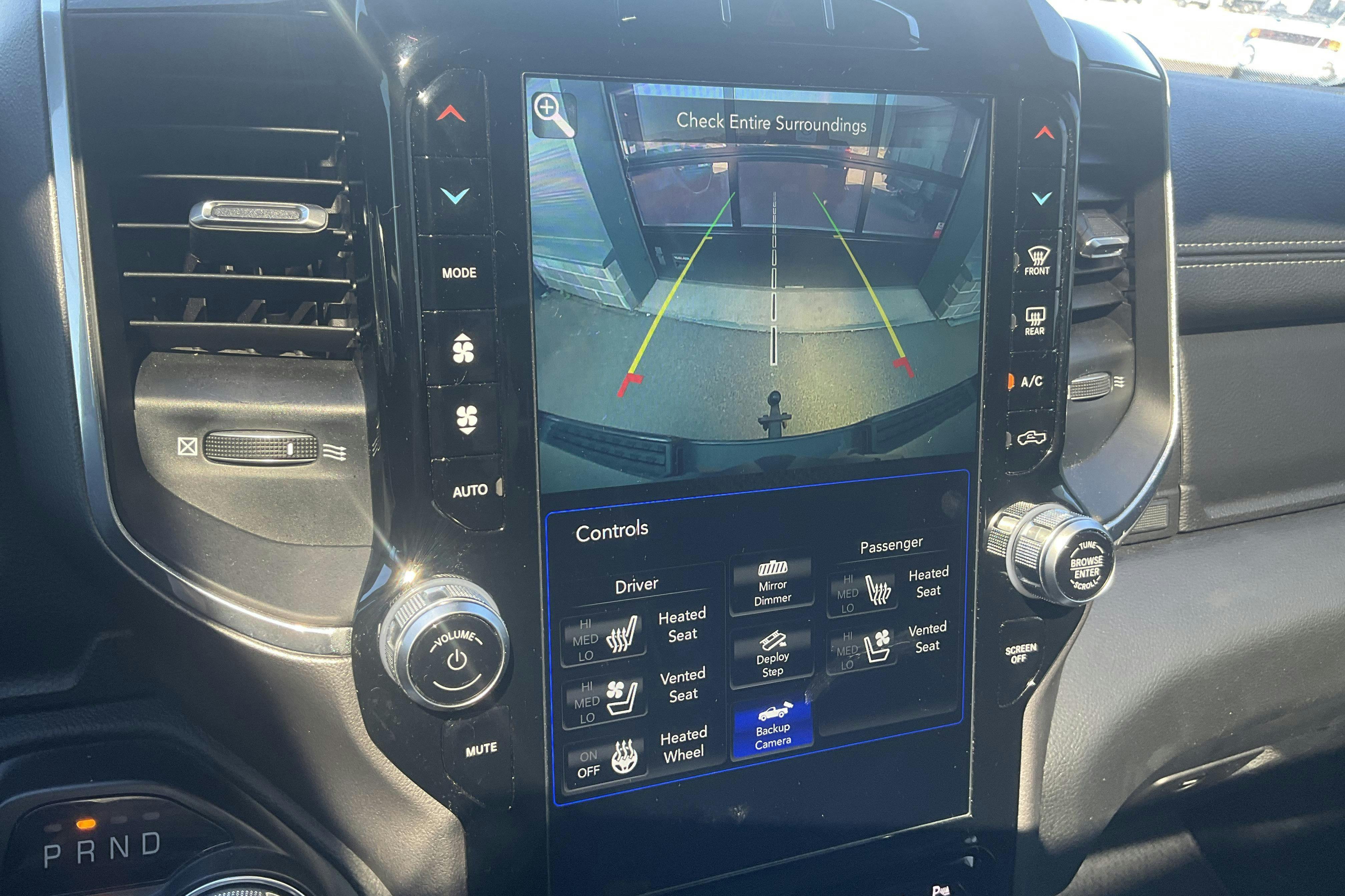Vehicle Image 13