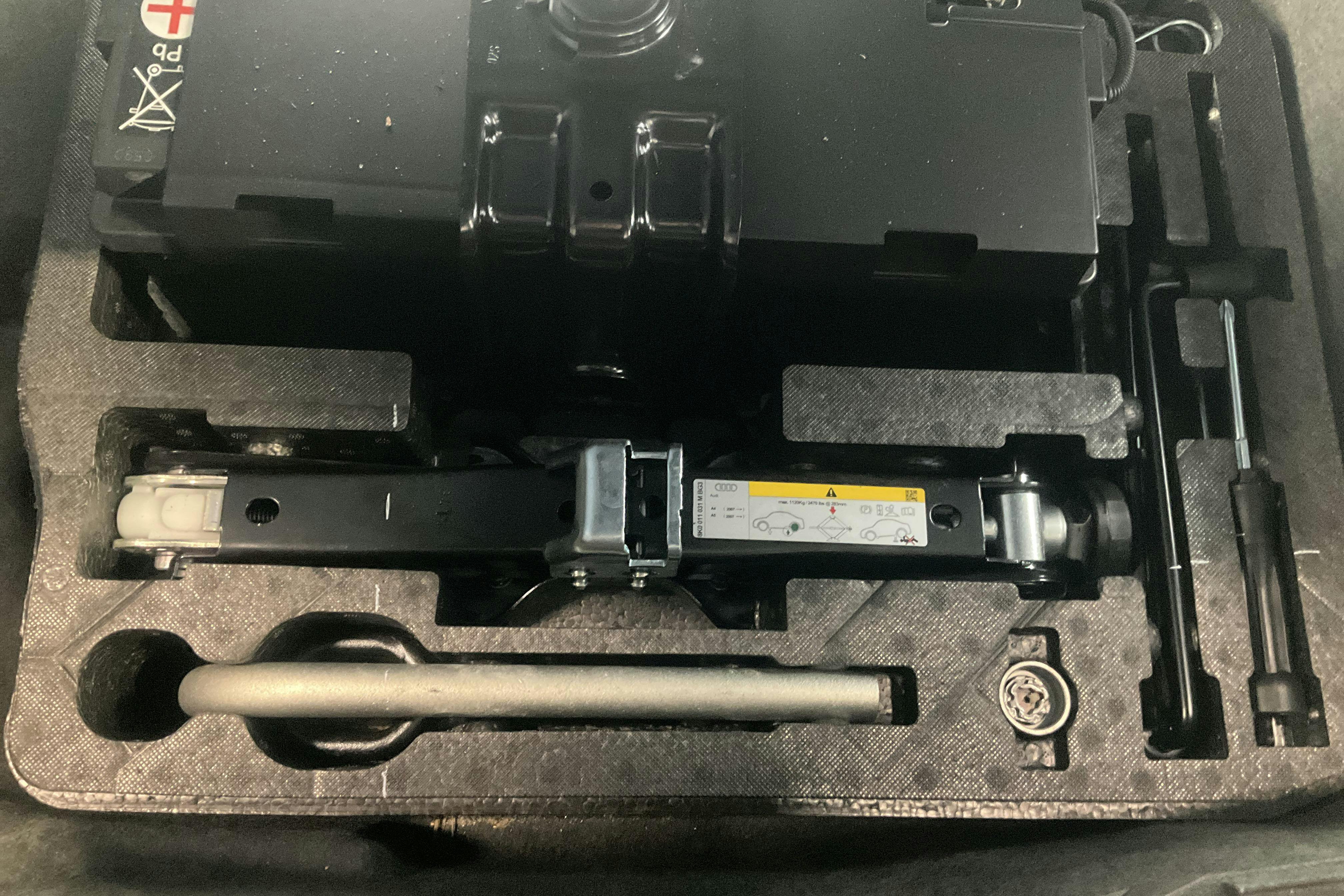 Vehicle Image 19